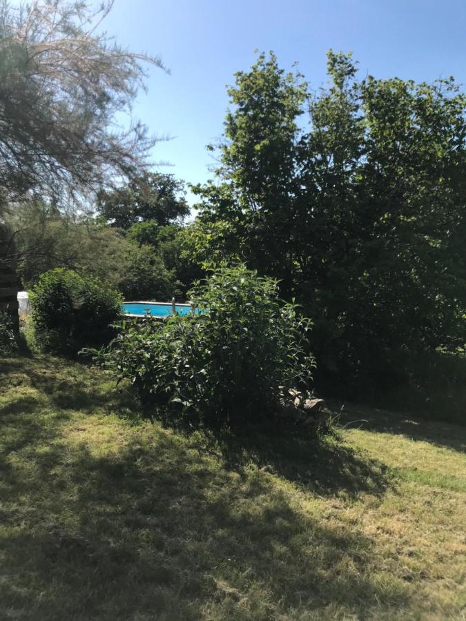 Le Gite Du Petit Renard: A Tranquil Gite With Pool Oradour-Saint-Genest Luaran gambar